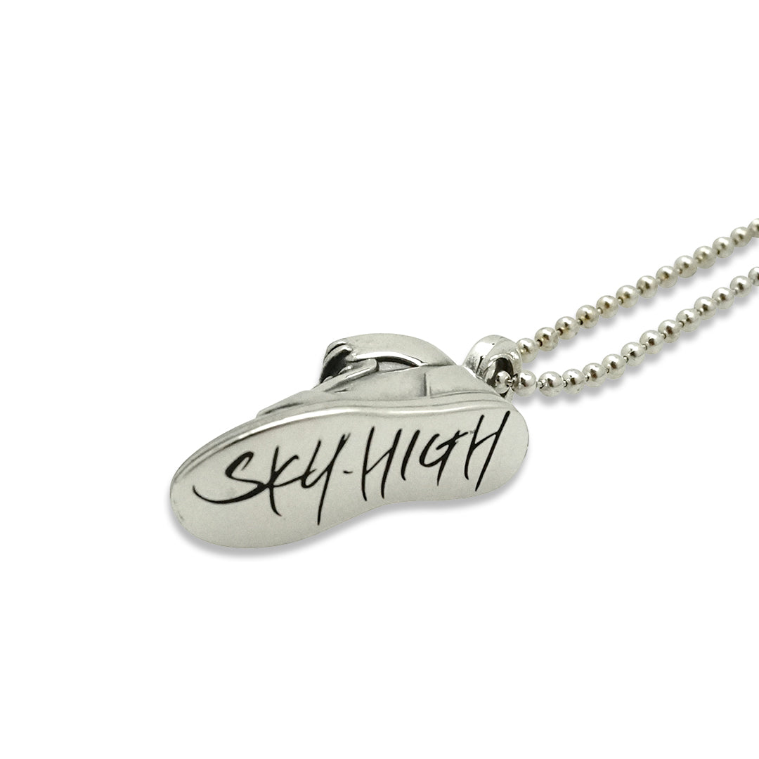 OFF THE WALL SKY HI SNKR PENDANT / XP-182 – BLESS