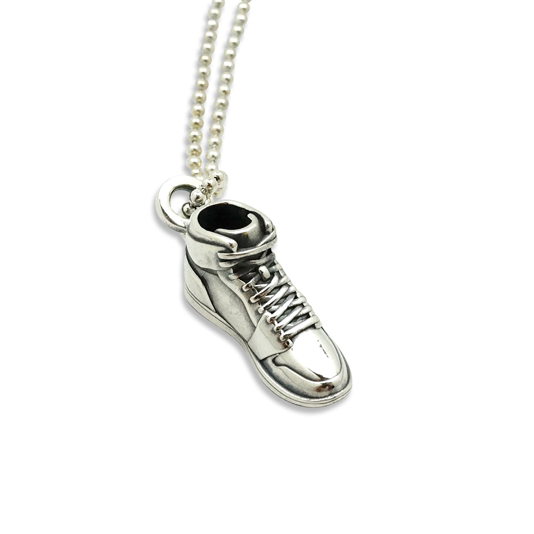 OFF THE WALL SKY HI SNKR PENDANT / XP-182