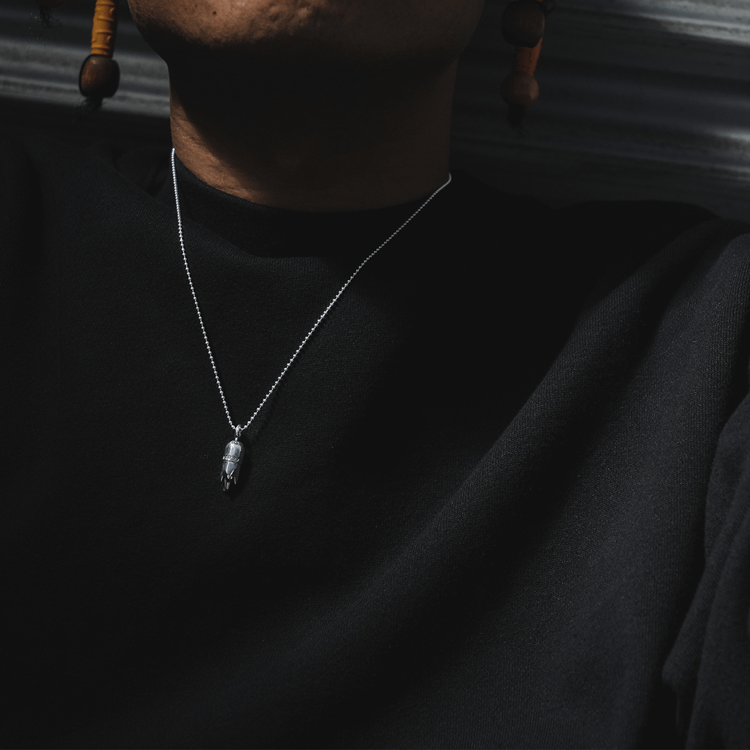 OFF THE WALL MAD 99% CAPSULE PENDANT / XP-213