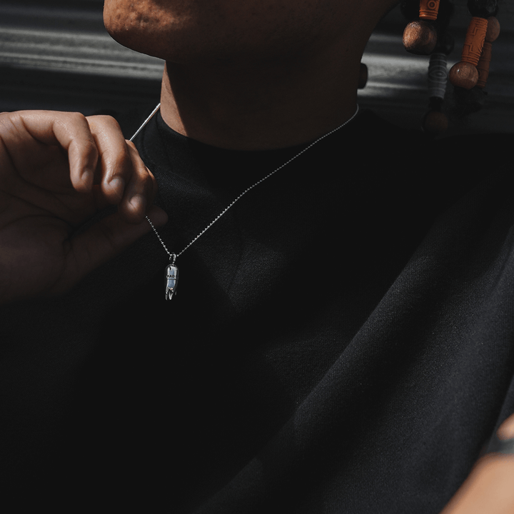 OFF THE WALL MAD 99% CAPSULE PENDANT / XP-213