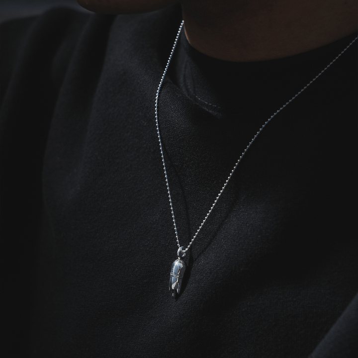OFF THE WALL MAD 99% CAPSULE PENDANT / XP-213