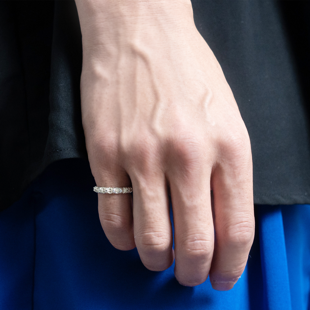 TRIPLE X STUDS NARROW RING MELEE / XR-044