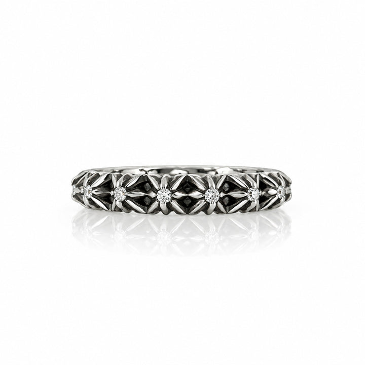 TRIPLE X STUDS NARROW RING MELEE / XR-044
