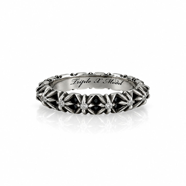 TRIPLE X STUDS NARROW RING MELEE / XR-044