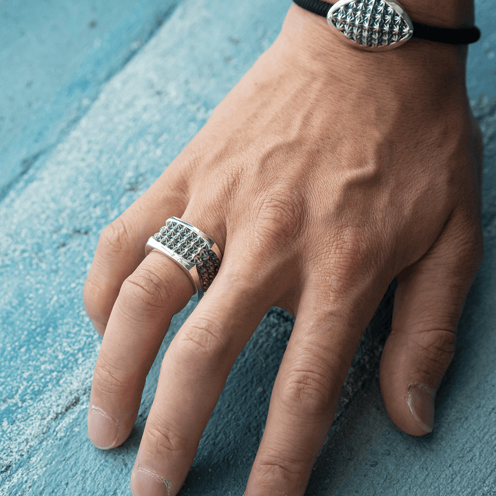 TRIPLE X STUDS SQUARE RING / XR-047