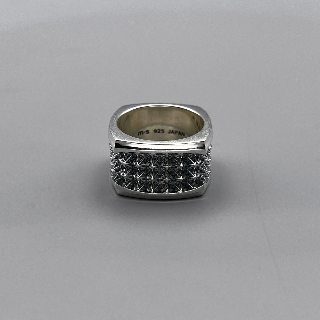 TRIPLE X STUDS SQUARE RING / XR-047