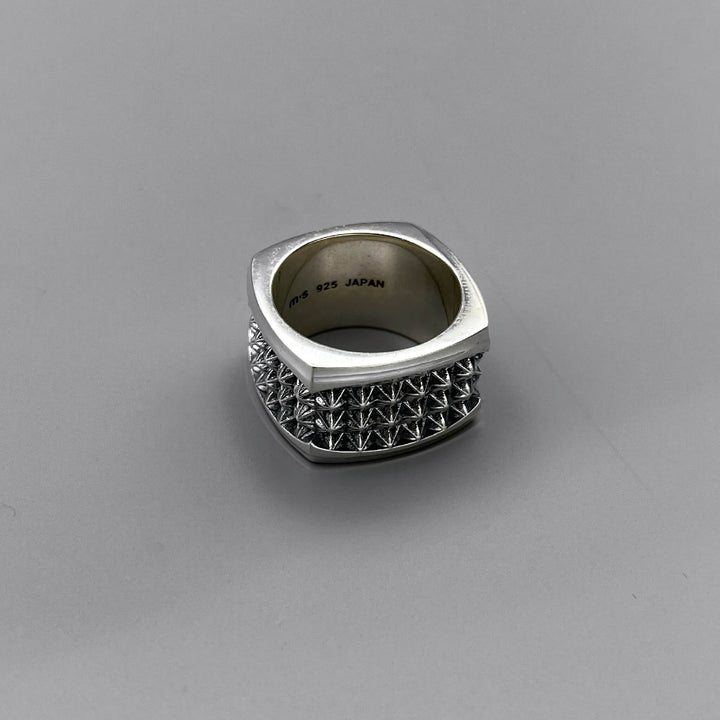 TRIPLE X STUDS SQUARE RING / XR-047