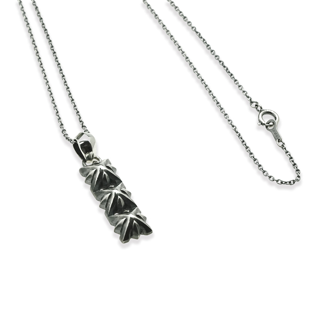 TRIPLE X 3 STUDS PENDANT
