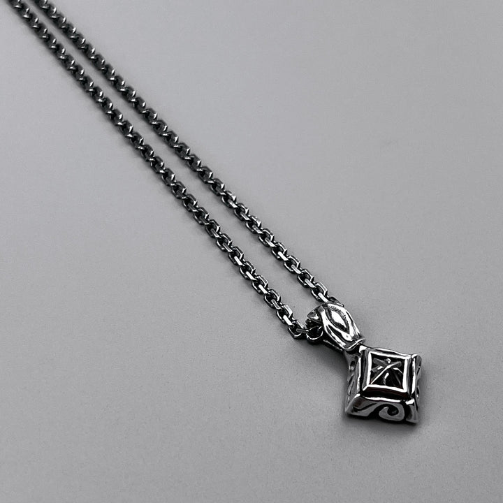 TRIPLE X EDITION URBAN TRIBAL PENDANT S