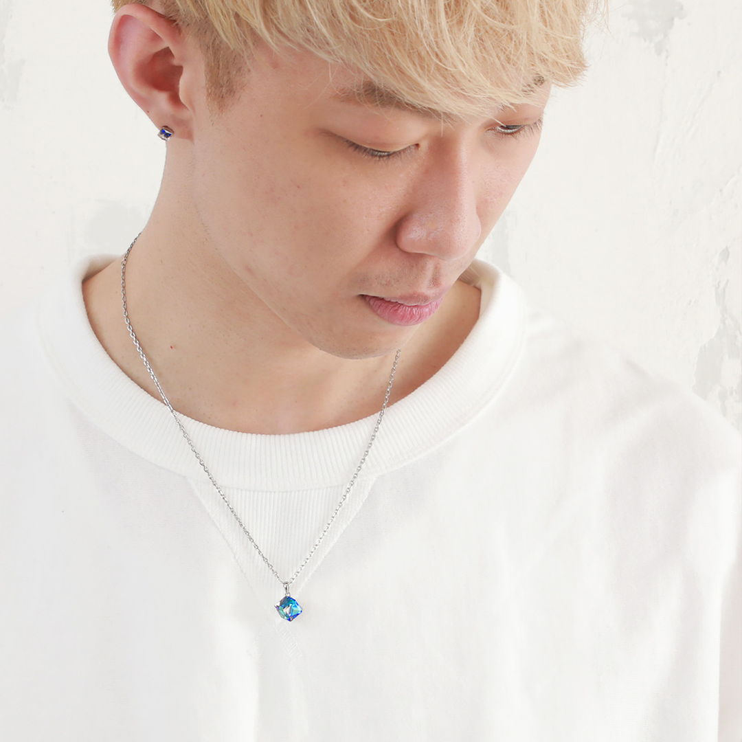 スワロフスキーキューブネックレス(M) / BSN-150 – BLESS スワロフスキーキューブネックレス(M) / BSN-150 – BLESS