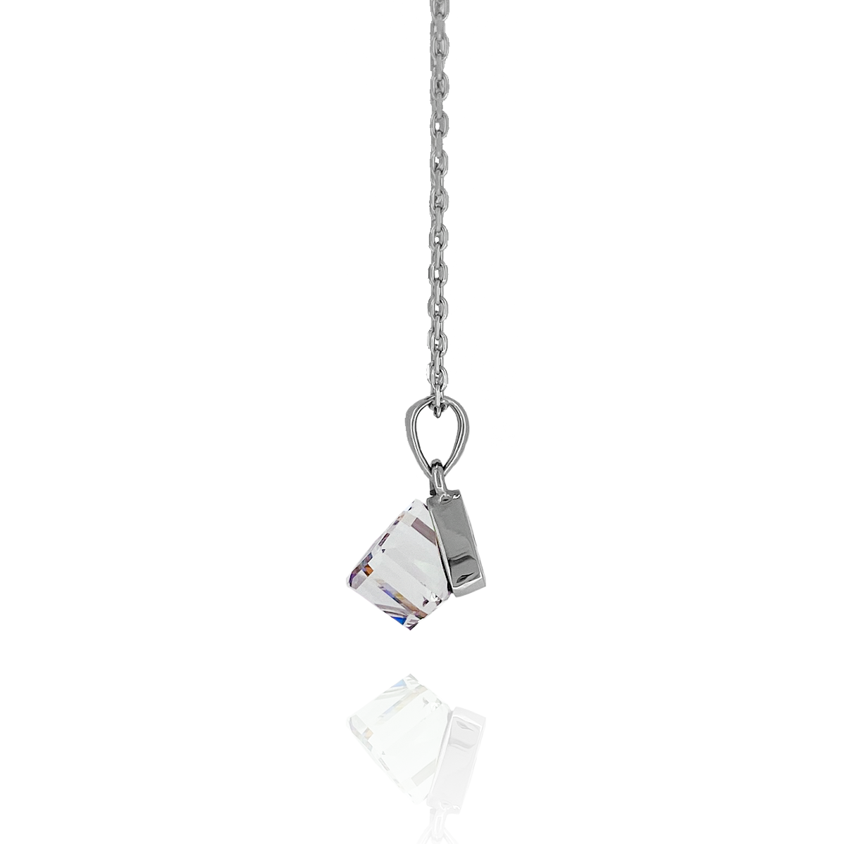 スワロフスキーキューブネックレス(M) / BSN-151 – BLESS スワロフスキーキューブネックレス(M) / BSN-151 – BLESS