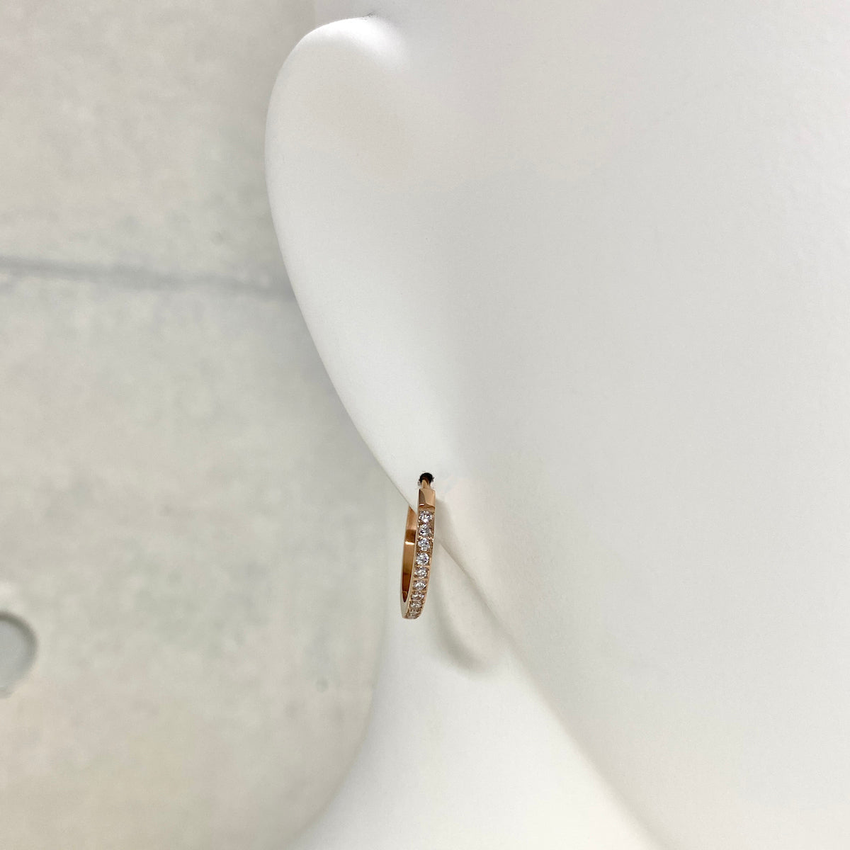 ストーンフープピアス(片耳用) / BSP-473 – BLESS