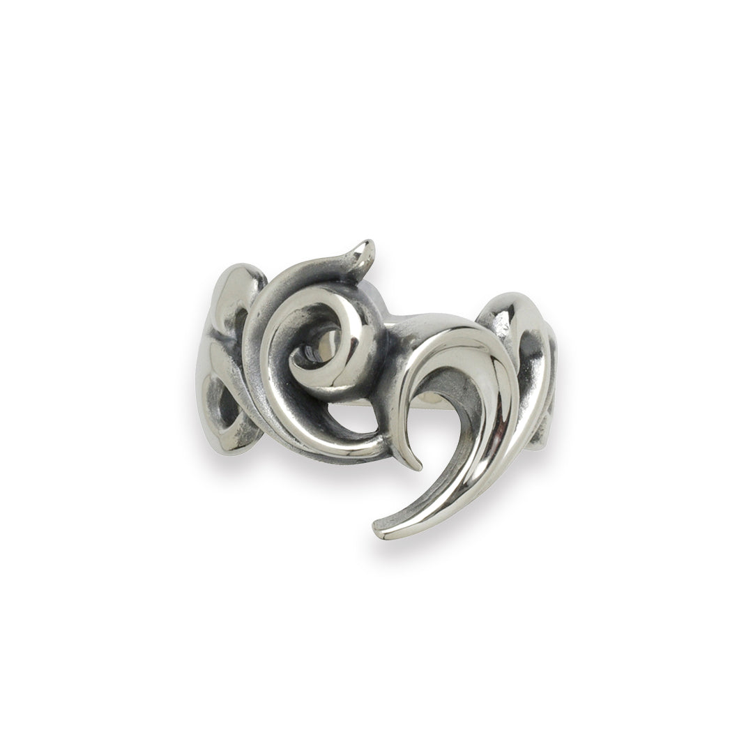 URBAN TRIBAL HEART RING