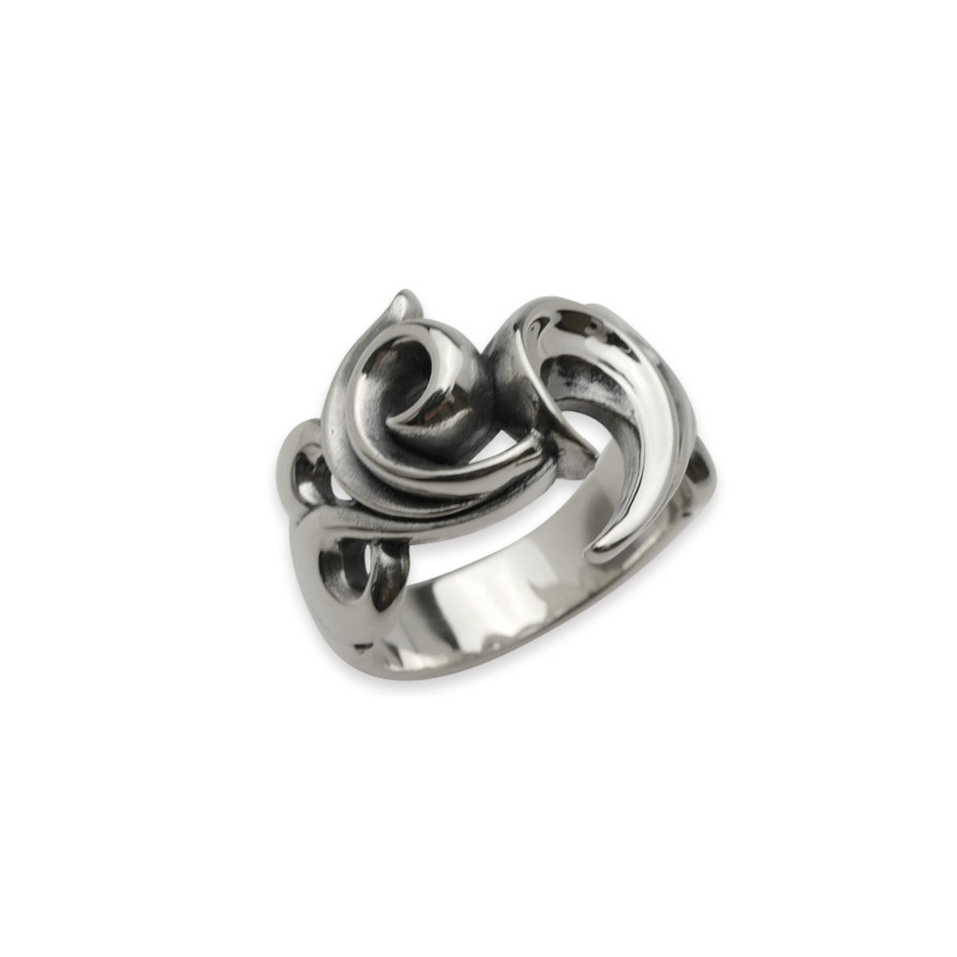 URBAN TRIBAL HEART RING