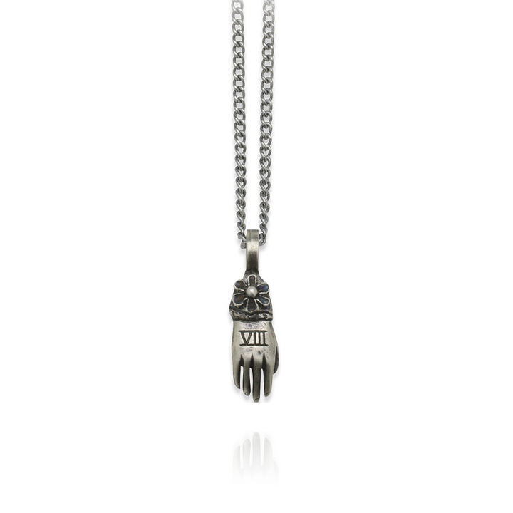 TAROT NO.8 STRENGTH PENDANT