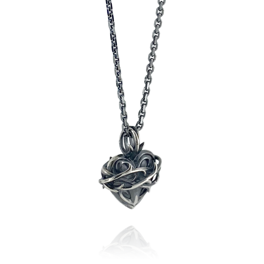 【大人な雰囲気♡おしゃれなハート】HERMES ブローチ THORN HEART PENDANT M / X0299 – BLESS