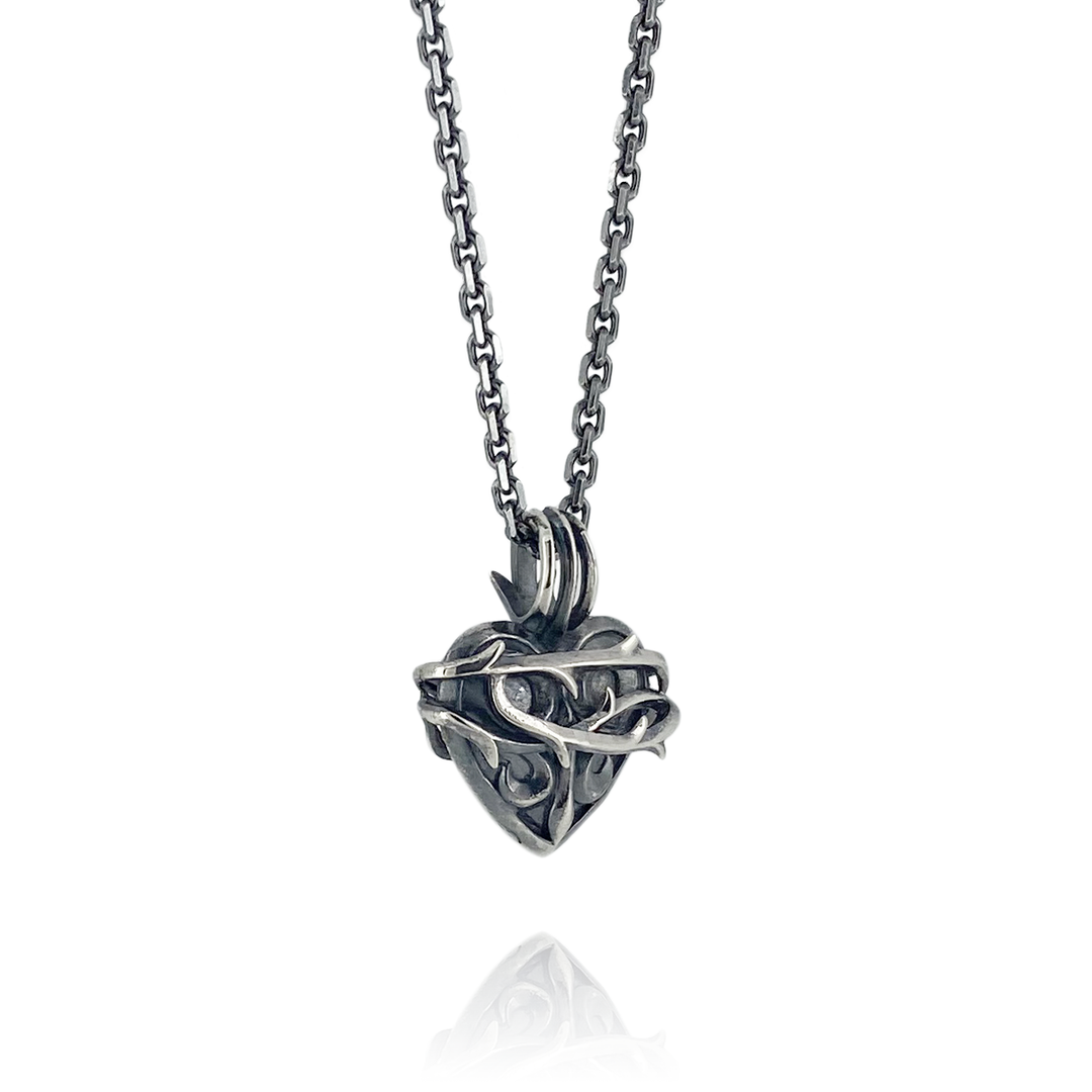 THORN HEART PENDANT M – BLESS