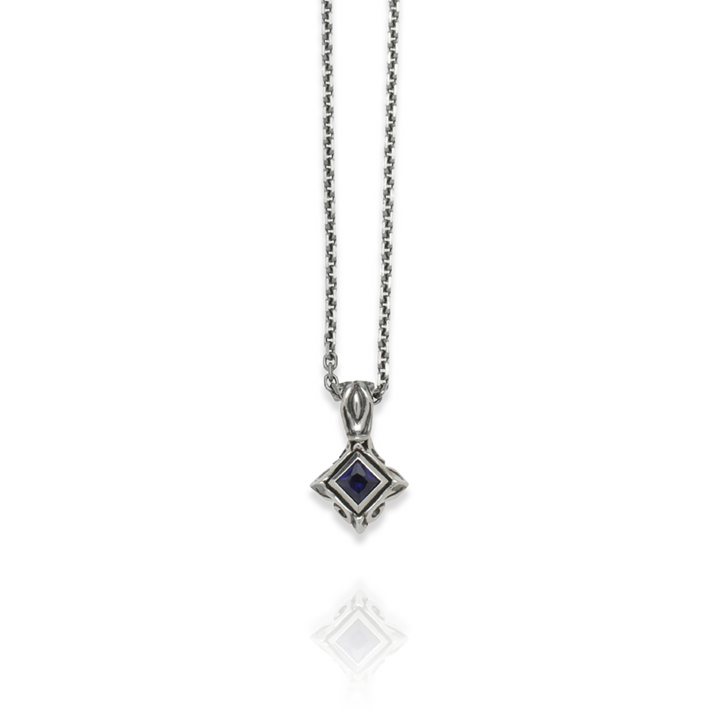 URBAN TRIBAL SQUARE PENDANT S