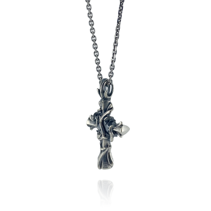 THORN CROSS DIAMOND PENDANT M