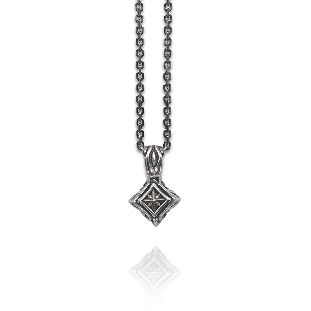 TRIPLE X EDITION URBAN TRIBAL PENDANT S