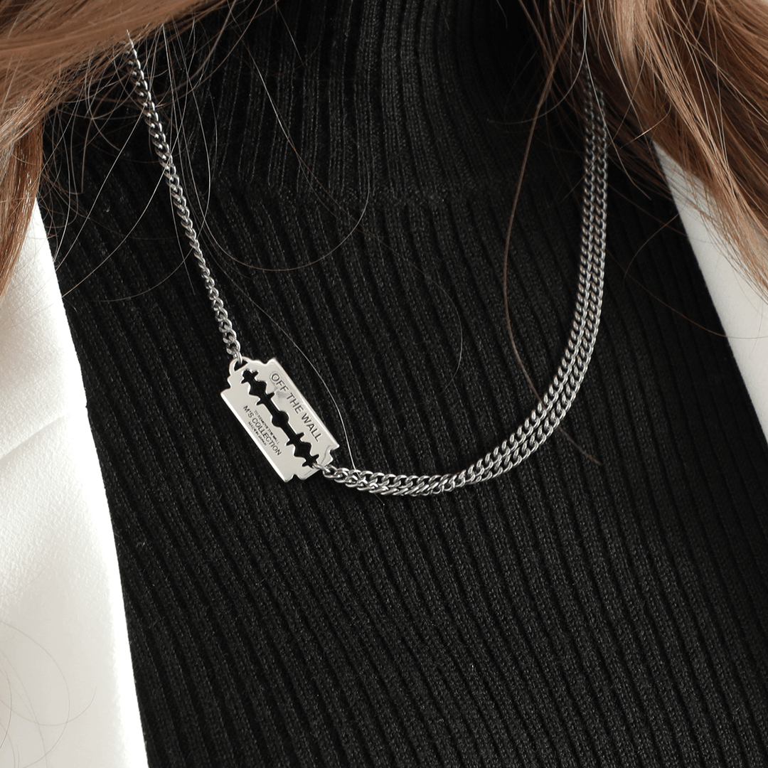 OFF THE WALL RAZOR NECKLACE / XP-189