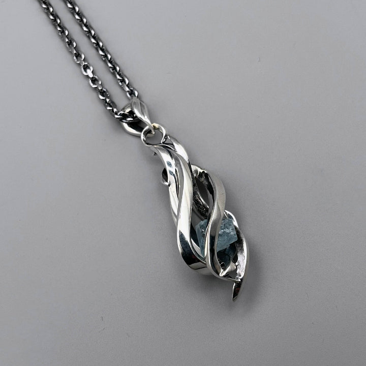 TENTACLES EDITION PENDULUM GEM STONE PENDANT AQUAMARINE