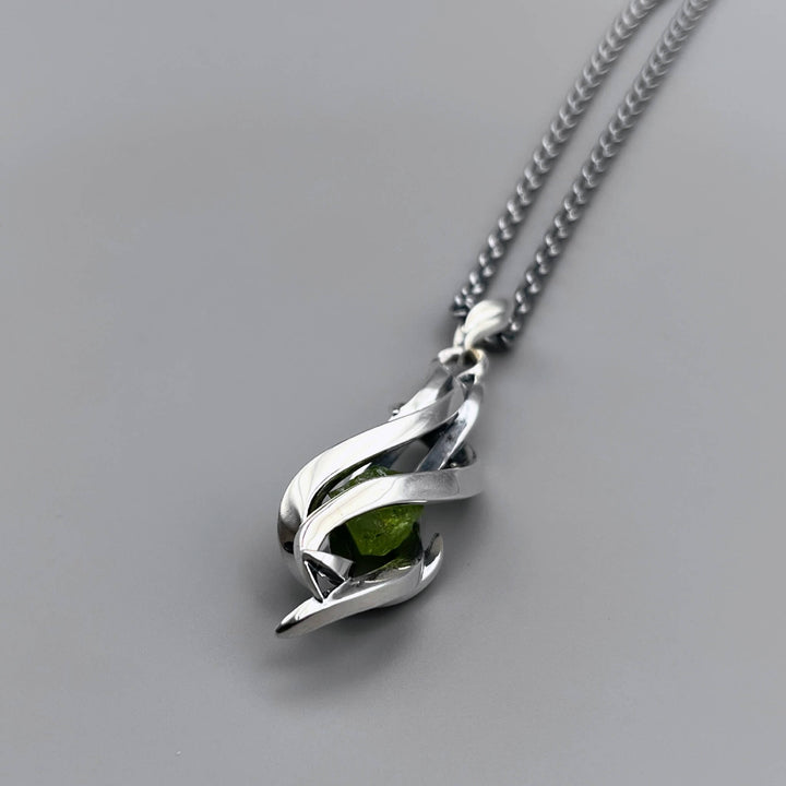 TENTACLES EDITION PENDULUM GEM STONE PENDANT PERIDOT