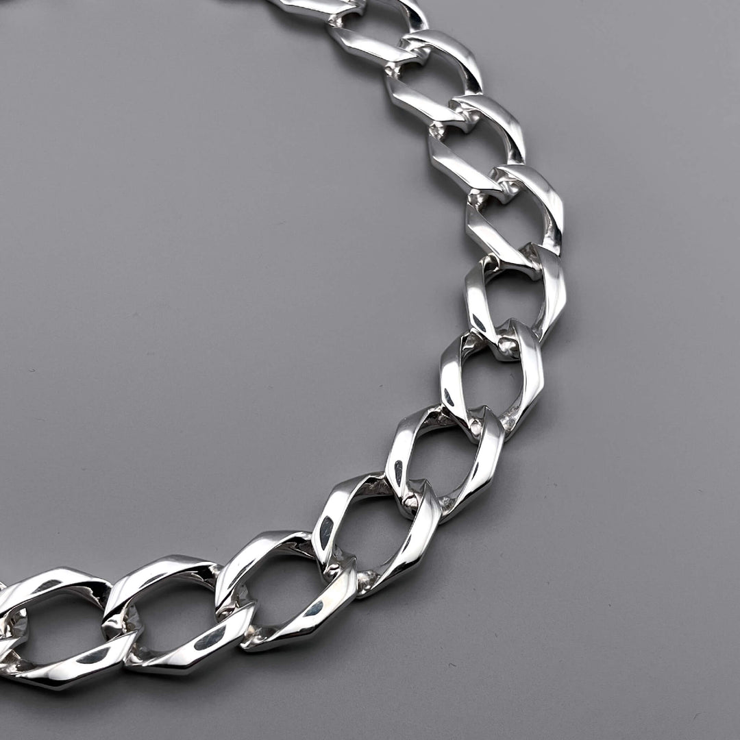 MSC CURB CHAIN MAGNET NECKLACE / XP-215