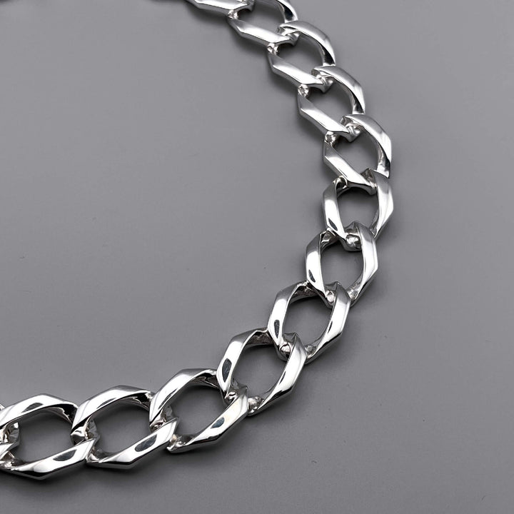 MSC CURB CHAIN MAGNET NECKLACE / XP-215