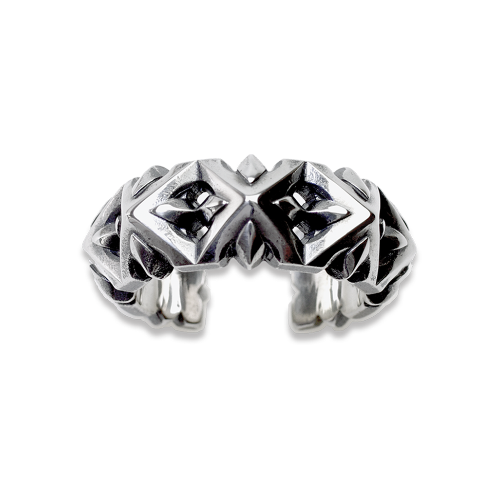 TRIPLE X 7 STUDS FREE RING / XR-025 – BLESS