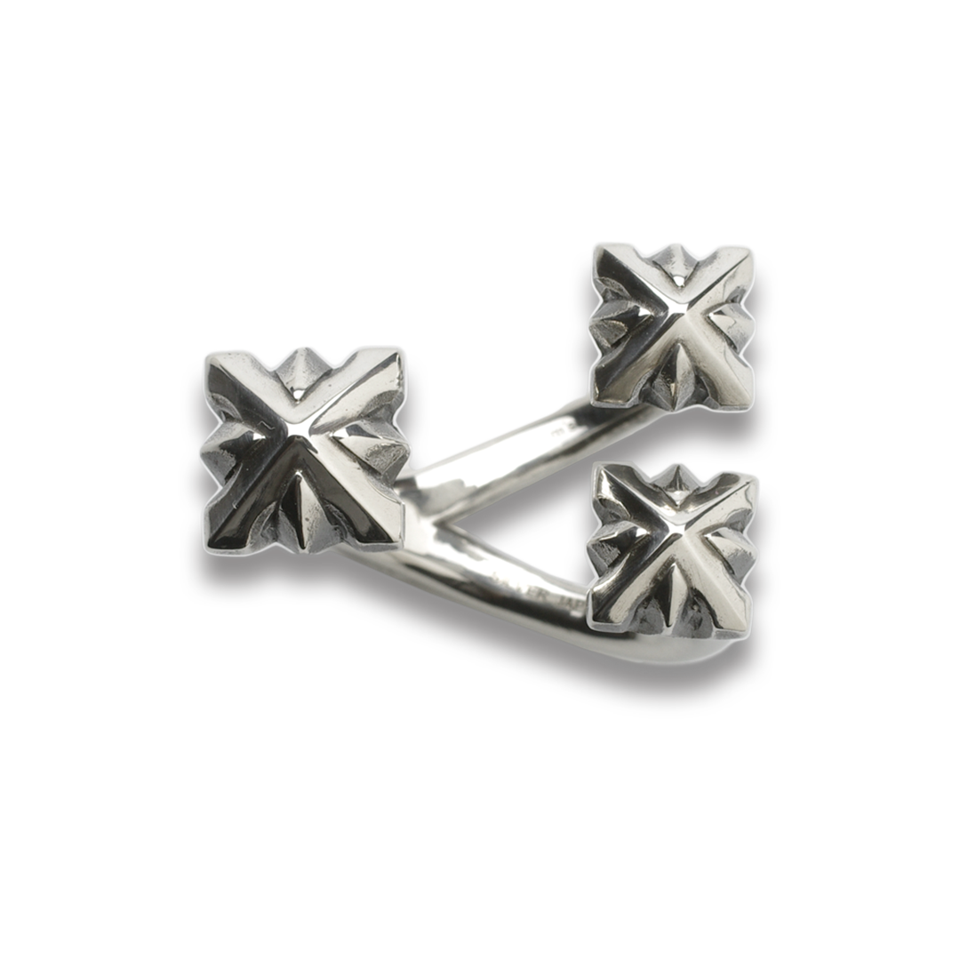TRIPLE X 3 STUDS FREE RING
